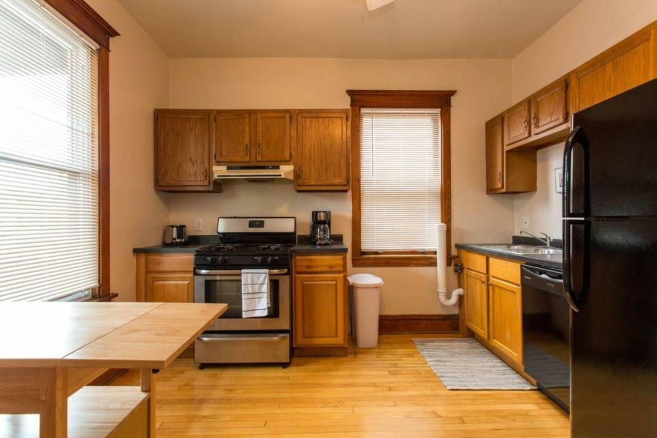 Wrigley Oasis! Steps From The Field! - 3Bd 1Ba Lägenhet Chicago Exteriör bild